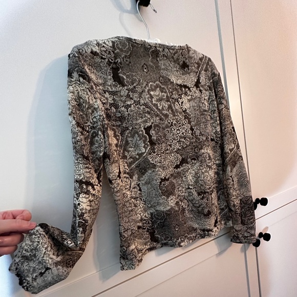 Antonella Lace Knit Pullover; Women's Size Medium (6-8) - Picture 5 of 10
